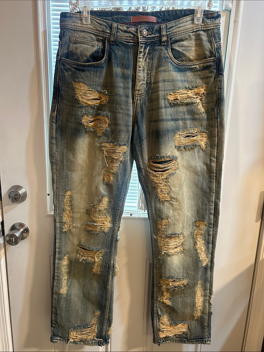 Arketype Washed Blue Distressed Straight Jeans